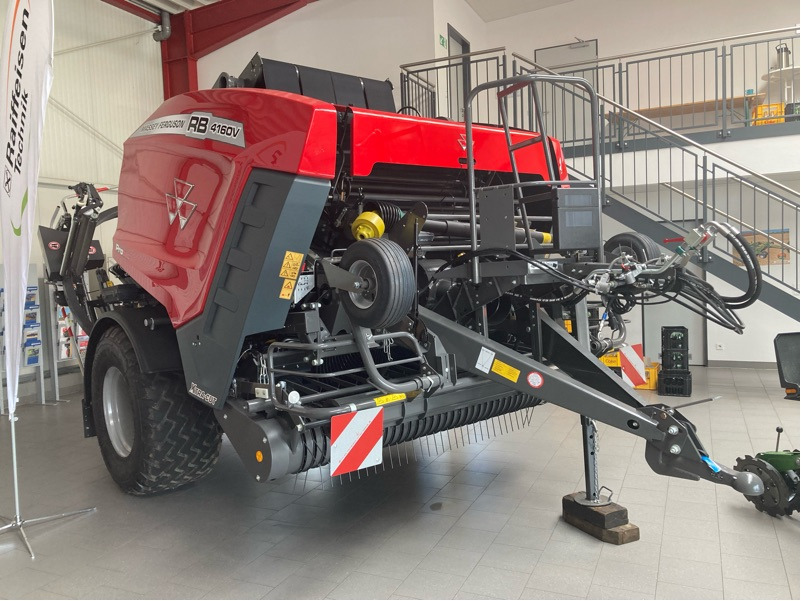 Massey Ferguson 4160 V Protec 25 Messer - Tedding equipment: picture 1 Massey Ferguson 4160 V Protec 25 Messer - Tedding equipment: picture 1