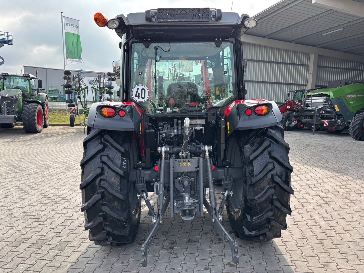 Farm tractor Massey Ferguson 4708 M Cab: picture 6 Farm tractor Massey Ferguson 4708 M Cab: picture 6