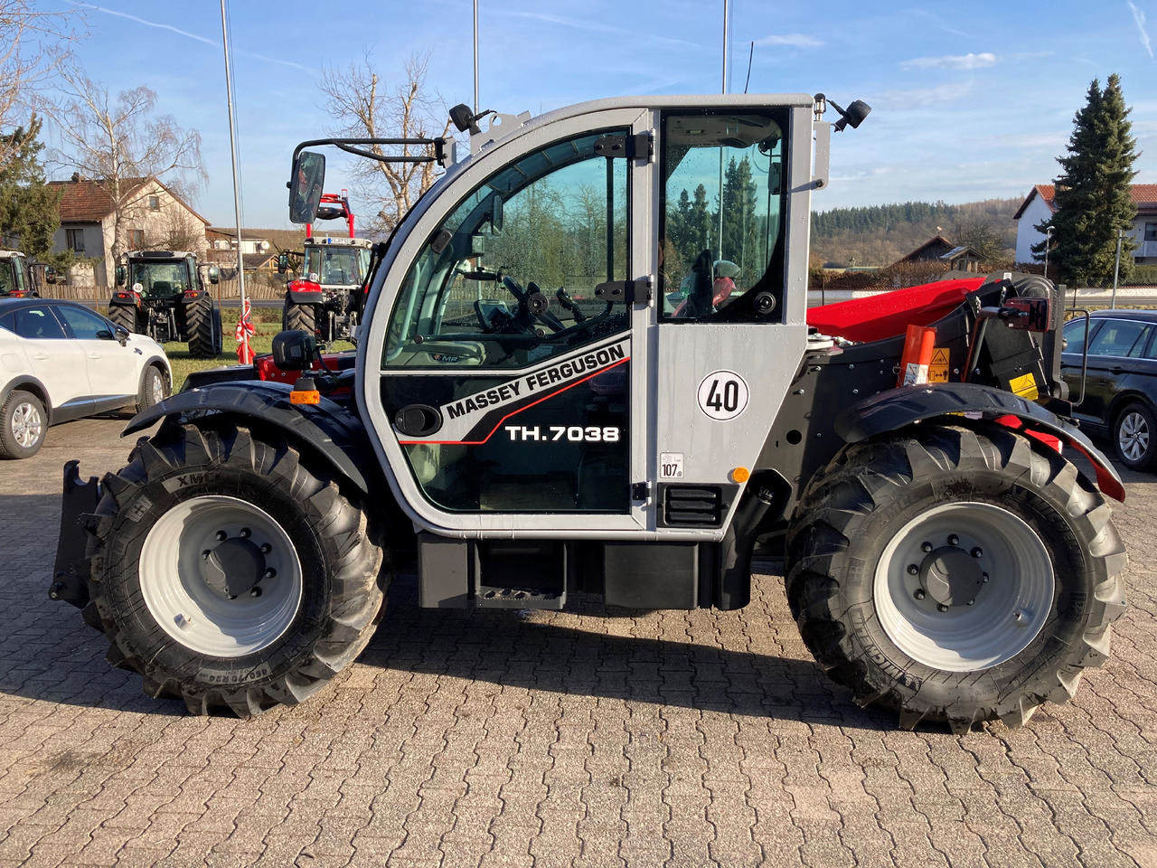 Massey Ferguson TH.7038 Standard Stage 5 Exclu - Telescopic handler: picture 1 Massey Ferguson TH.7038 Standard Stage 5 Exclu - Telescopic handler: picture 1