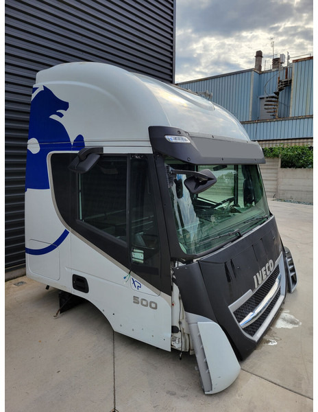 Iveco AS - Cab and interior for Truck: picture 1 Iveco AS - Cab and interior for Truck: picture 1