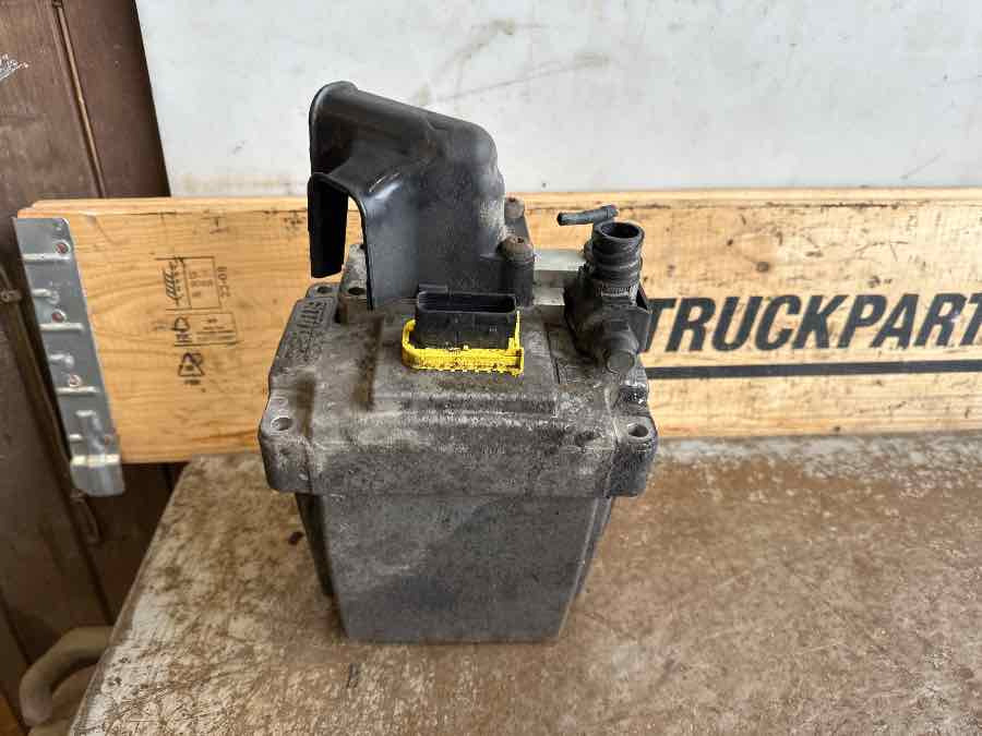 MAN ADBLUE PUMPE 81.15403-6157 - Fuel processing/ Fuel delivery for Truck: picture 2 MAN ADBLUE PUMPE 81.15403-6157 - Fuel processing/ Fuel delivery for Truck: picture 2