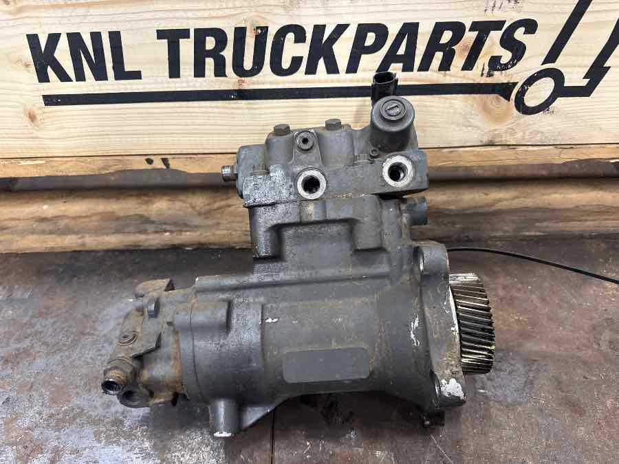 SCANIA HIGH PRESSURE PUMP 2094118 - Fuel processing/ Fuel delivery for Truck: picture 1 SCANIA HIGH PRESSURE PUMP 2094118 - Fuel processing/ Fuel delivery for Truck: picture 1