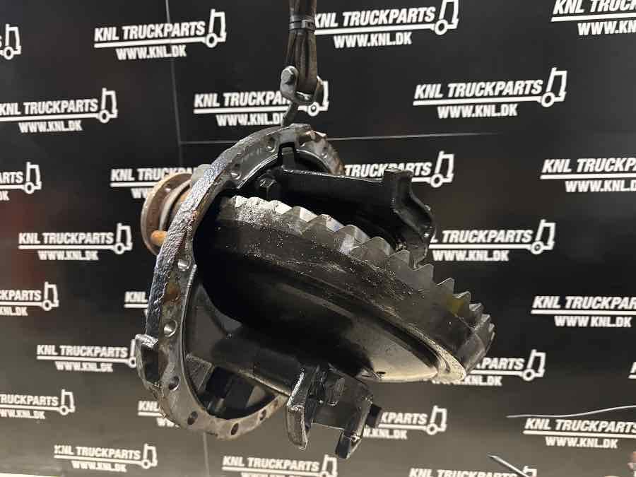 VOLVO BUS DIFF RS1228C - 5.63 // 20864070 - Differential gear for Truck: picture 1 VOLVO BUS DIFF RS1228C - 5.63 // 20864070 - Differential gear for Truck: picture 1