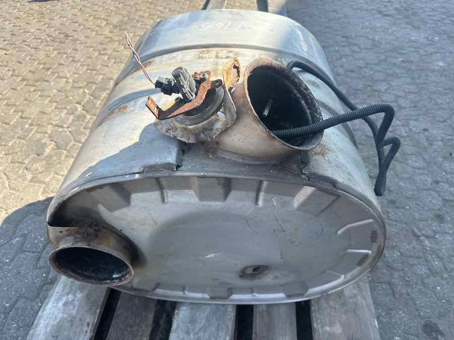 VOLVO EXHAUST 20894953 - Muffler/ Exhaust system for Truck: picture 2 VOLVO EXHAUST 20894953 - Muffler/ Exhaust system for Truck: picture 2