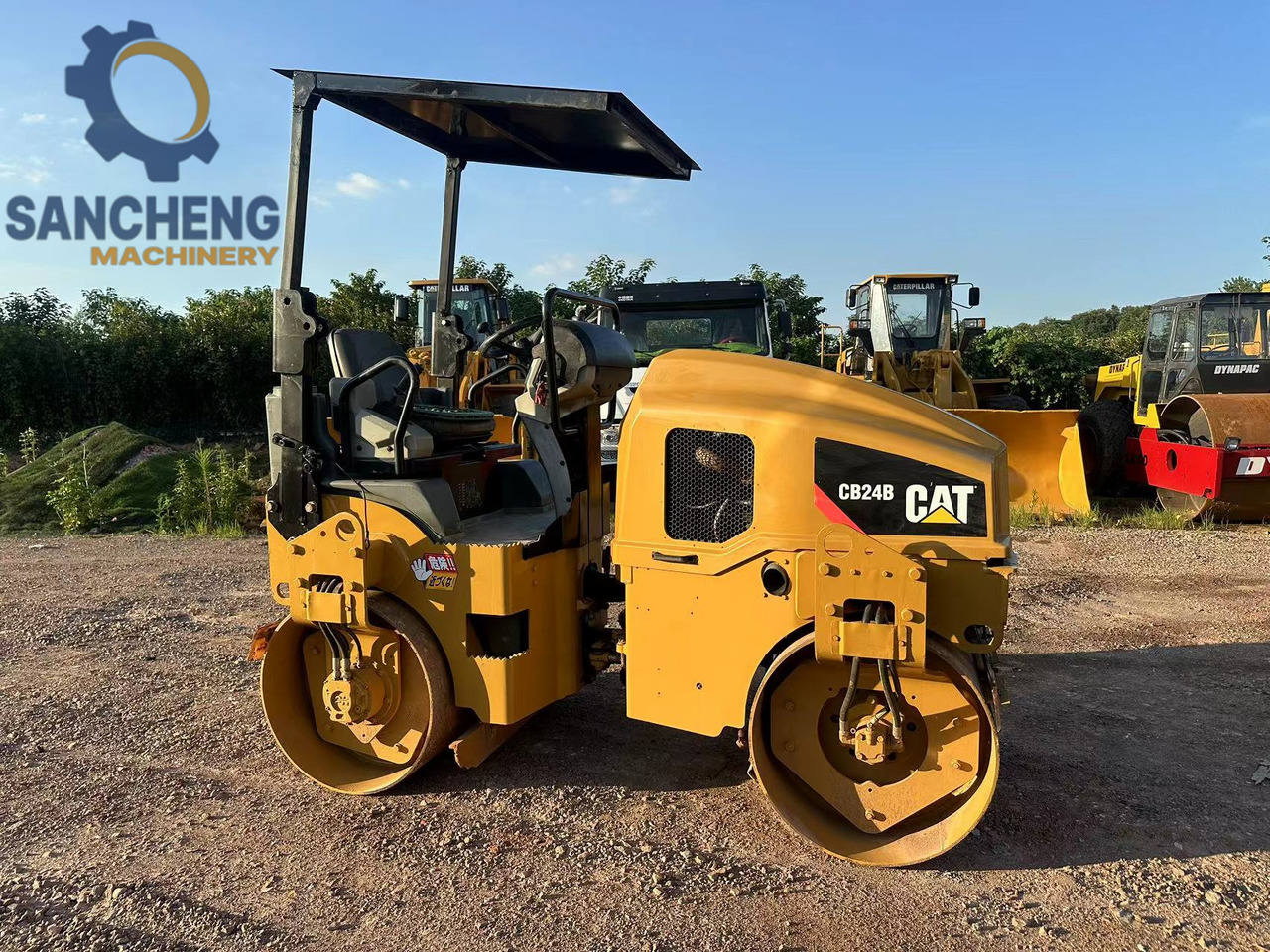 CAT CB24B - Roller: picture 1 CAT CB24B - Roller: picture 1