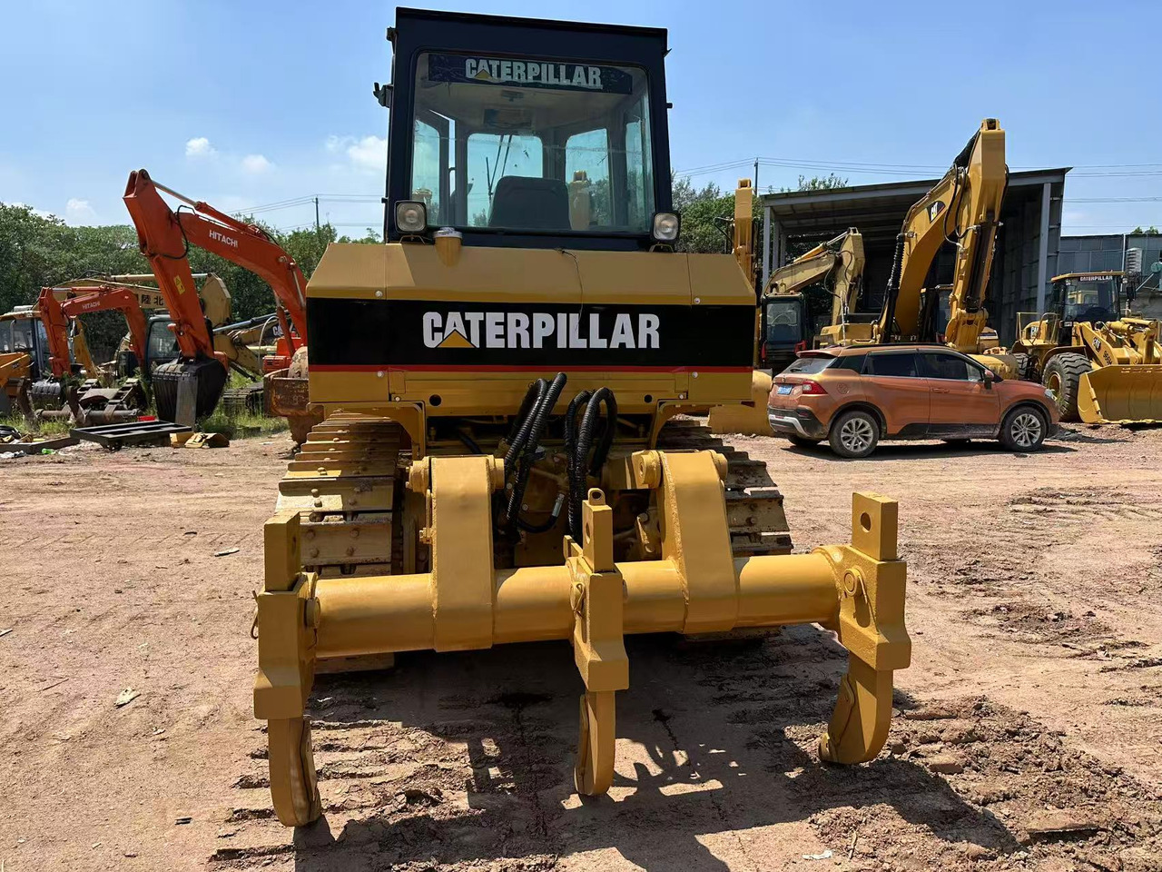 CAT D6G - Bulldozer: picture 4 CAT D6G - Bulldozer: picture 4
