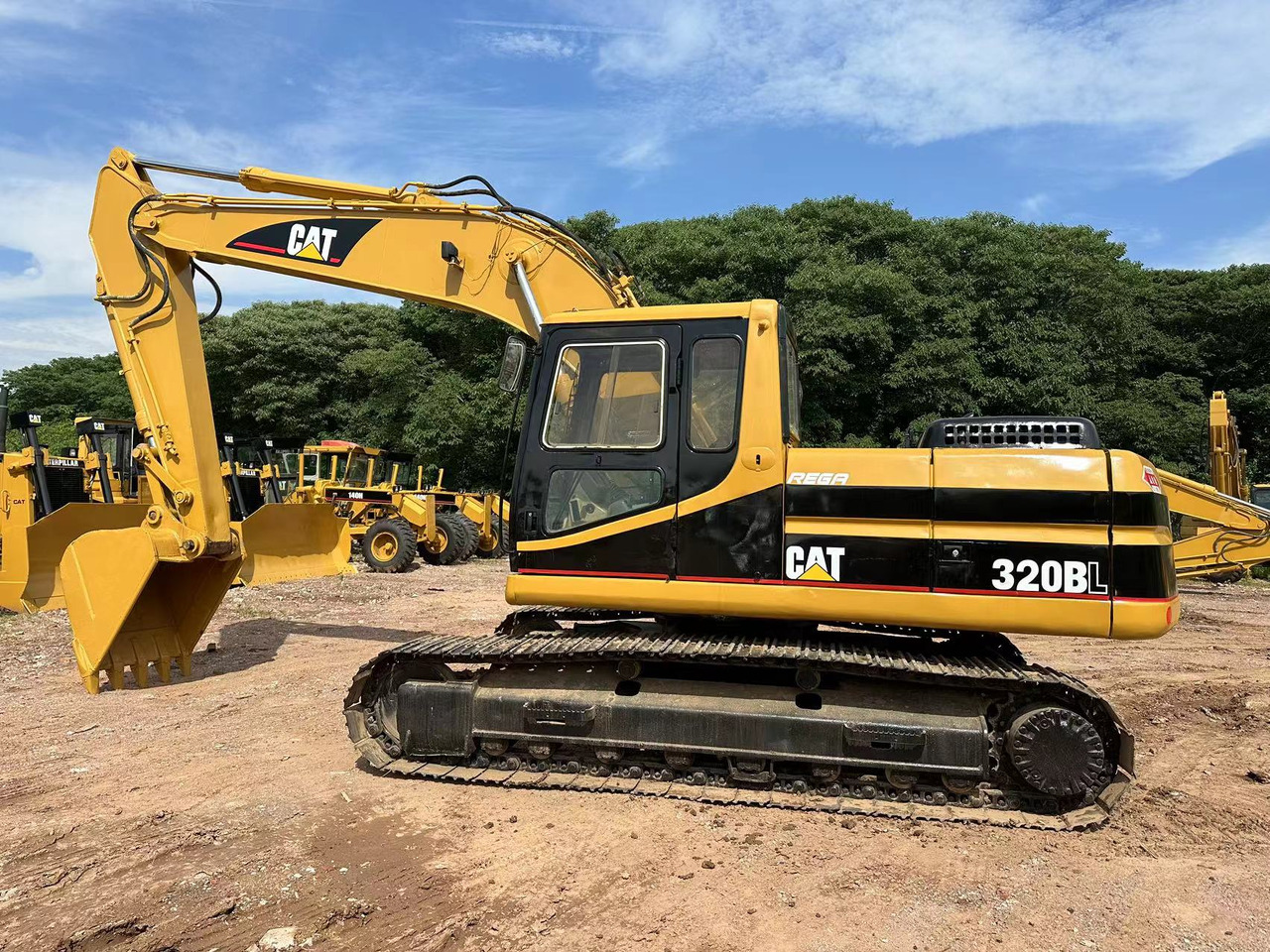 CATERPILLAR 320BL excavator - Excavator: picture 1 CATERPILLAR 320BL excavator - Excavator: picture 1