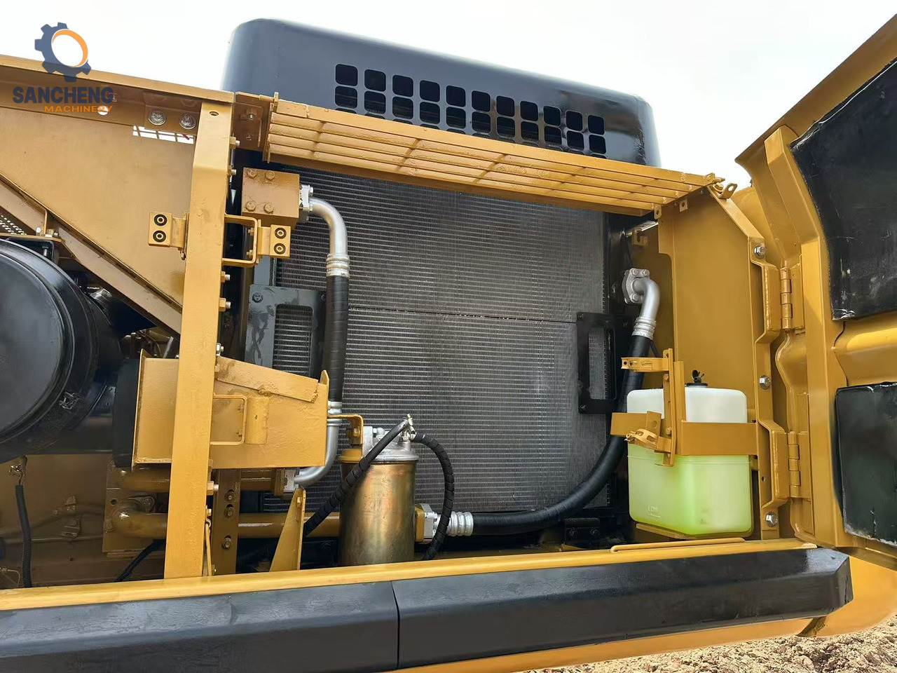 Crawler excavator CATERPILLAR 330BL crawler excavator: picture 6