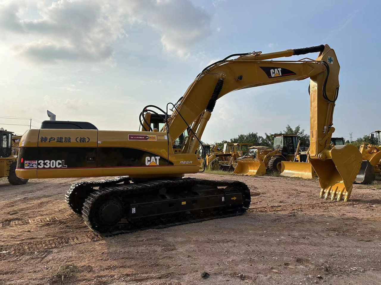 CATERPILLAR 330CL - Excavator: picture 2 CATERPILLAR 330CL - Excavator: picture 2