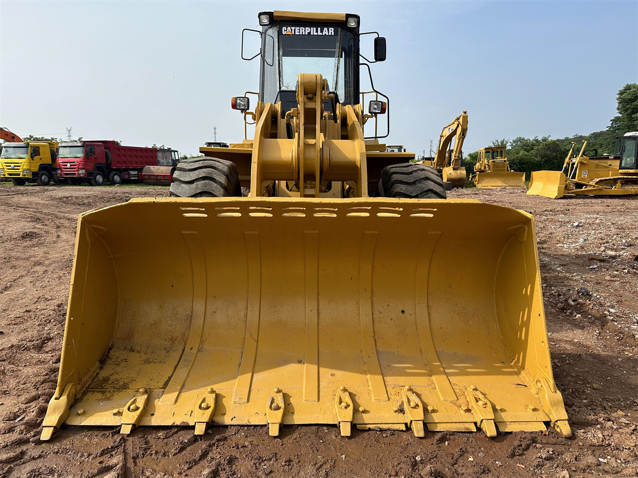 CATERPILLAR 966F - Wheel loader: picture 4 CATERPILLAR 966F - Wheel loader: picture 4