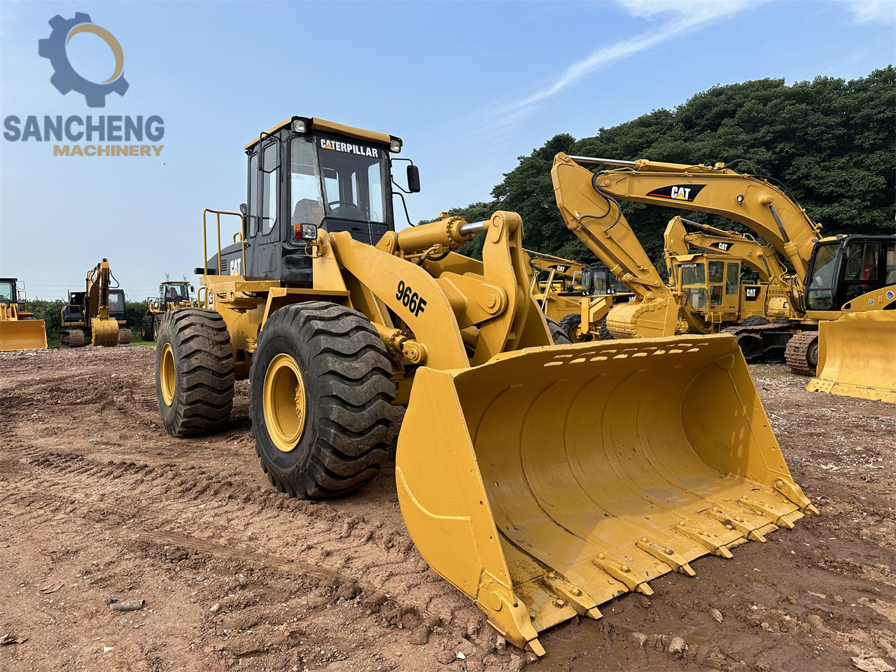 CATERPILLAR 966F - Wheel loader: picture 3 CATERPILLAR 966F - Wheel loader: picture 3