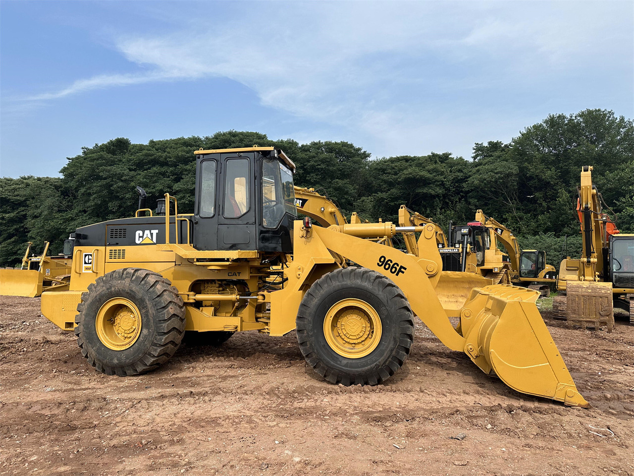 CATERPILLAR 966F - Wheel loader: picture 3 CATERPILLAR 966F - Wheel loader: picture 3