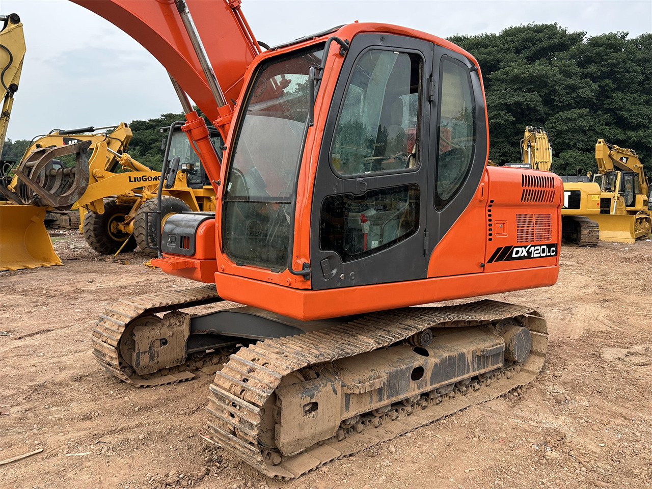 DOOSAN DX120 - Crawler excavator: picture 3 DOOSAN DX120 - Crawler excavator: picture 3