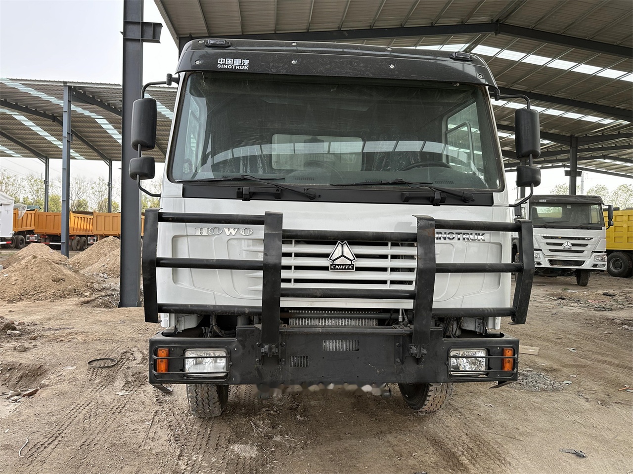 SINOTRUK HOWO 371 Dump Truck - Tipper: picture 2 SINOTRUK HOWO 371 Dump Truck - Tipper: picture 2