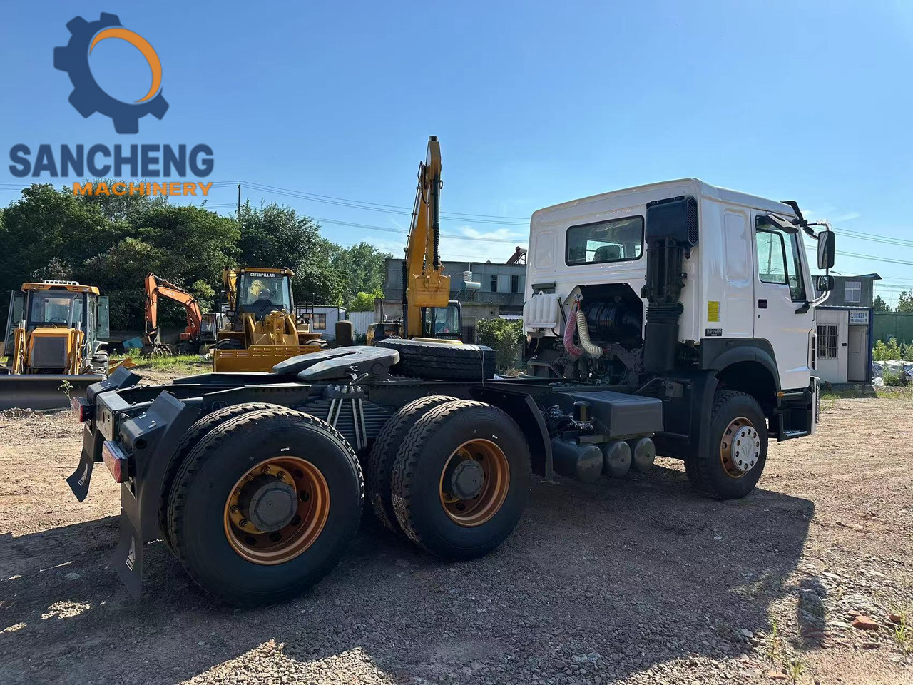 SINOTRUK HOWO Truck Head 371hp 6x4 - Tractor truck: picture 5 SINOTRUK HOWO Truck Head 371hp 6x4 - Tractor truck: picture 5