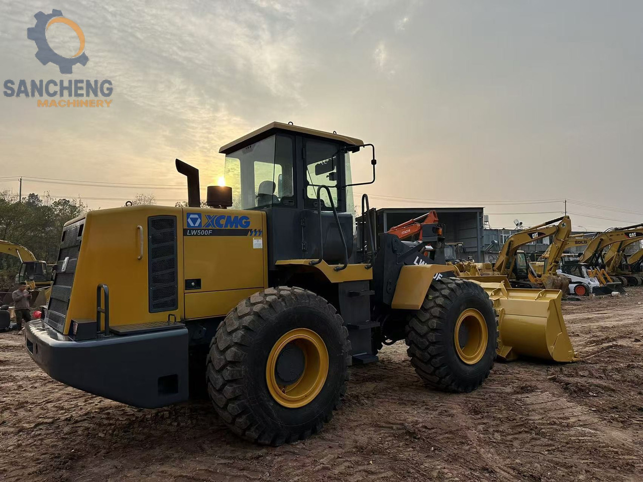 XCMG LW500F - Wheel loader: picture 2 XCMG LW500F - Wheel loader: picture 2