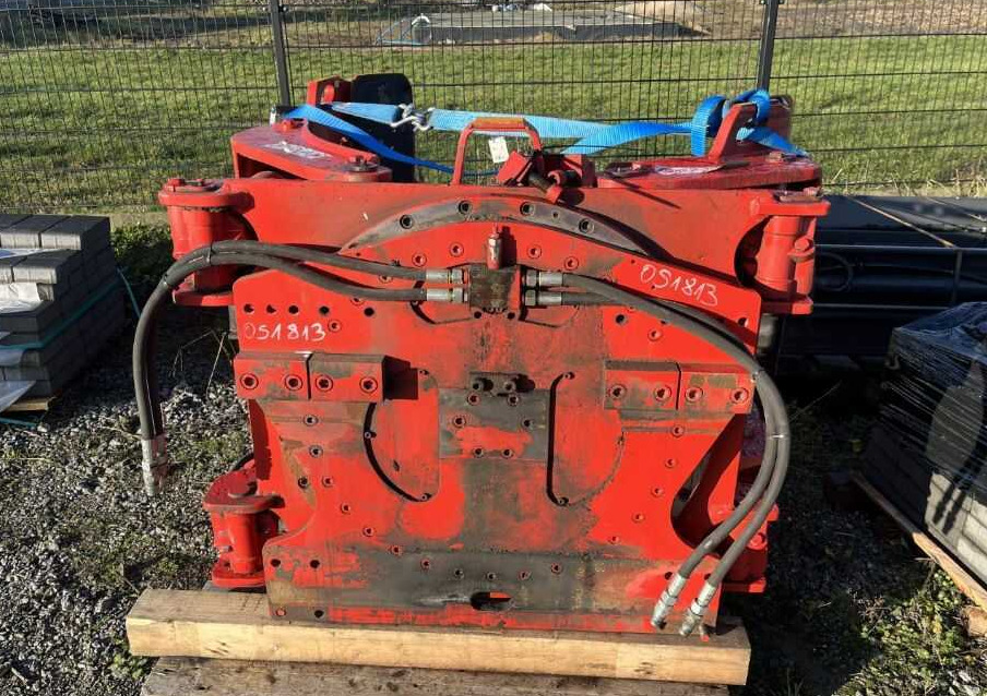 Bolzoni AR-37RJ-13 - Clamp for Forklift: picture 4 Bolzoni AR-37RJ-13 - Clamp for Forklift: picture 4