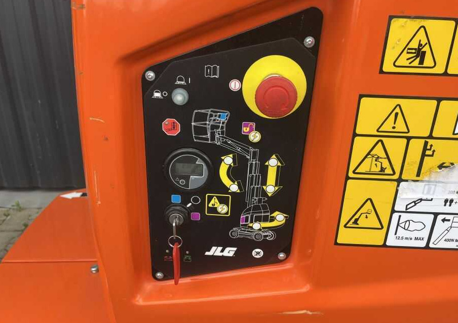 JLG Toucan 10E - Vertical mast lift: picture 4 JLG Toucan 10E - Vertical mast lift: picture 4
