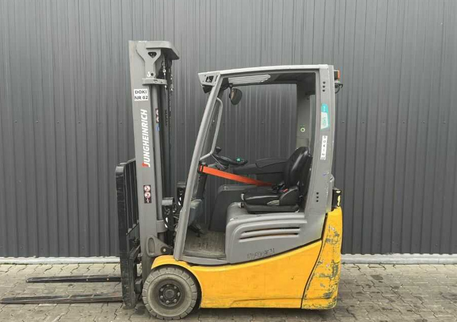 Jungheinrich EFG215 - Electric forklift: picture 2 Jungheinrich EFG215 - Electric forklift: picture 2