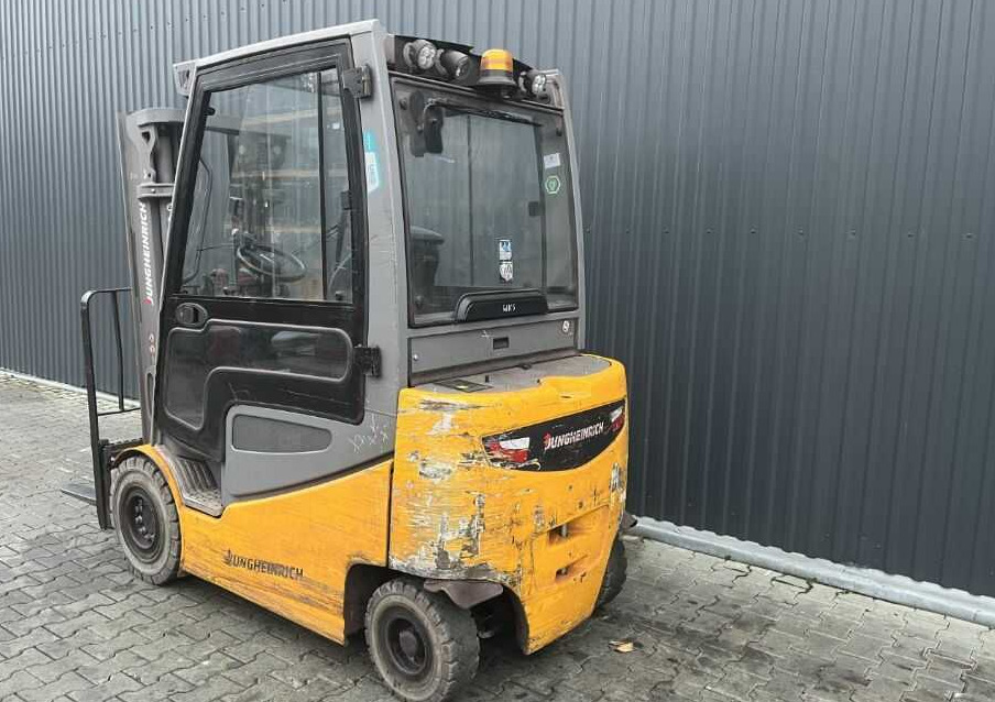 Jungheinrich EFG425k - Electric forklift: picture 3 Jungheinrich EFG425k - Electric forklift: picture 3