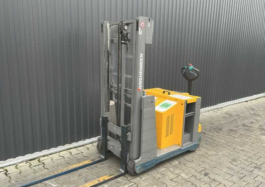 Jungheinrich EJG112 - Stacker: picture 1 Jungheinrich EJG112 - Stacker: picture 1