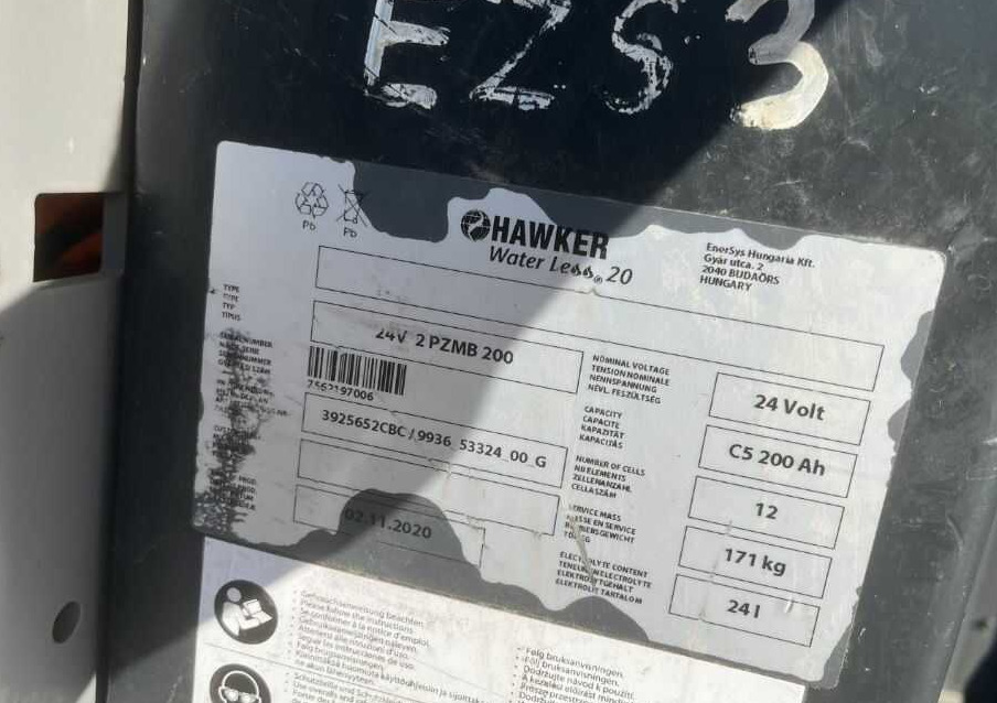 Jungheinrich EZS130 - Tow tractor: picture 5 Jungheinrich EZS130 - Tow tractor: picture 5