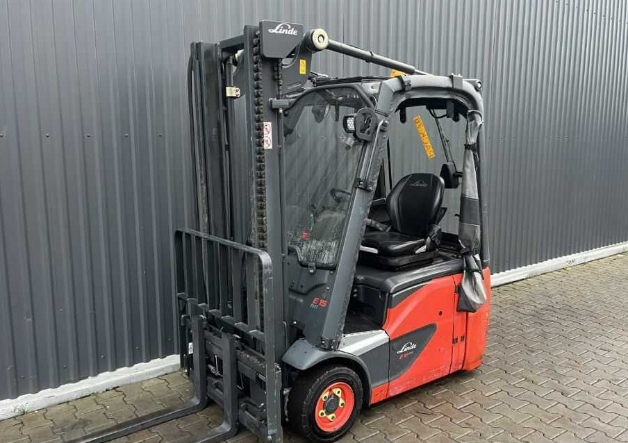 Linde E15-02 - Electric forklift: picture 1 Linde E15-02 - Electric forklift: picture 1