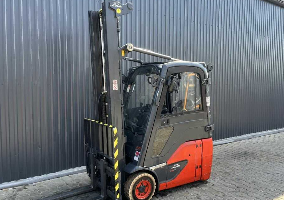 Linde E15-02 - Electric forklift: picture 1 Linde E15-02 - Electric forklift: picture 1