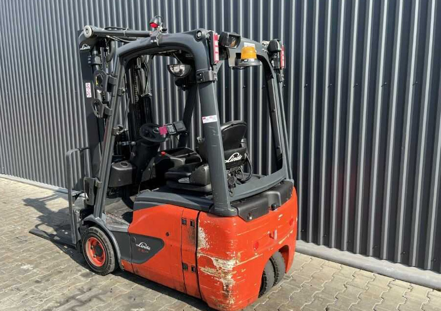 Linde E16C-02 - Electric forklift: picture 3 Linde E16C-02 - Electric forklift: picture 3