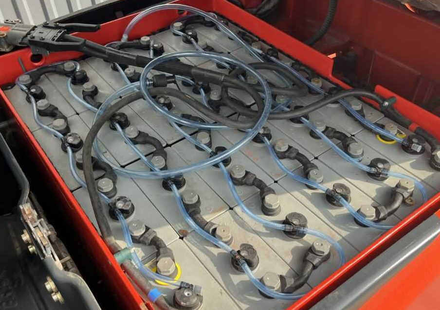 Electric forklift Linde E16PH-02: picture 9