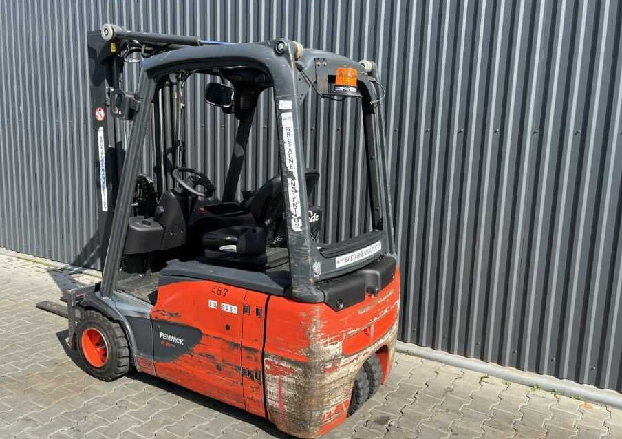 Linde E18-02 - Electric forklift: picture 3 Linde E18-02 - Electric forklift: picture 3