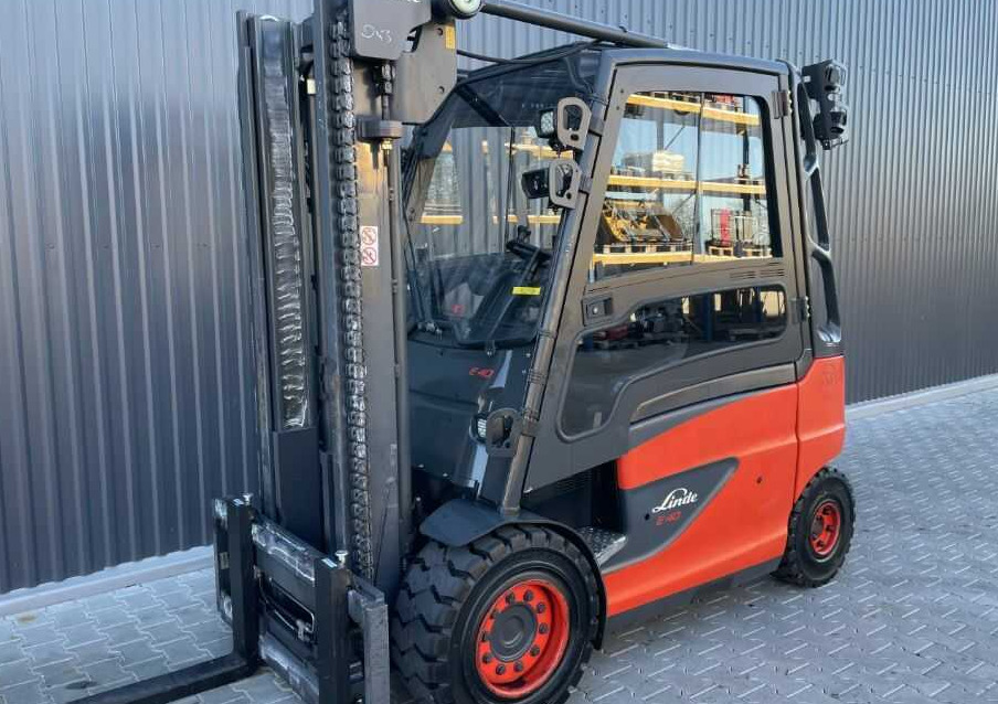 Linde E40H-01/600 - Electric forklift: picture 2 Linde E40H-01/600 - Electric forklift: picture 2