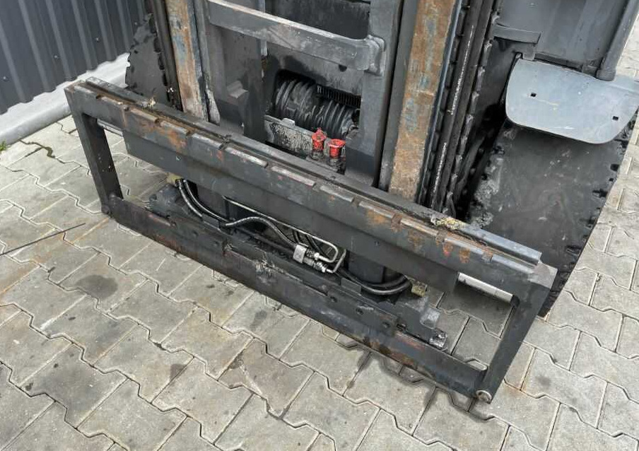 Electric forklift Linde E50HL-01/600: picture 9