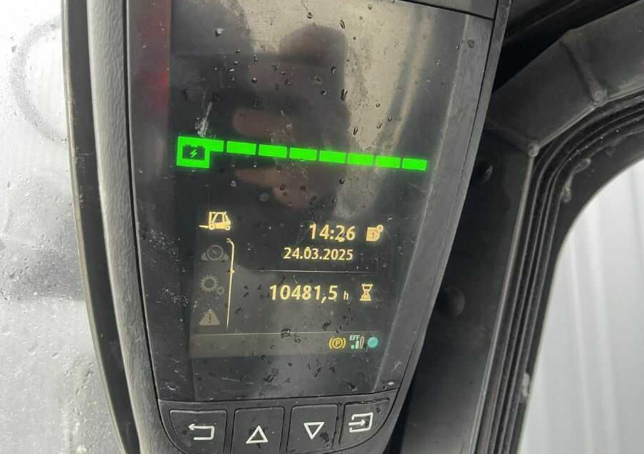 Electric forklift Linde E50HL-01/600: picture 6