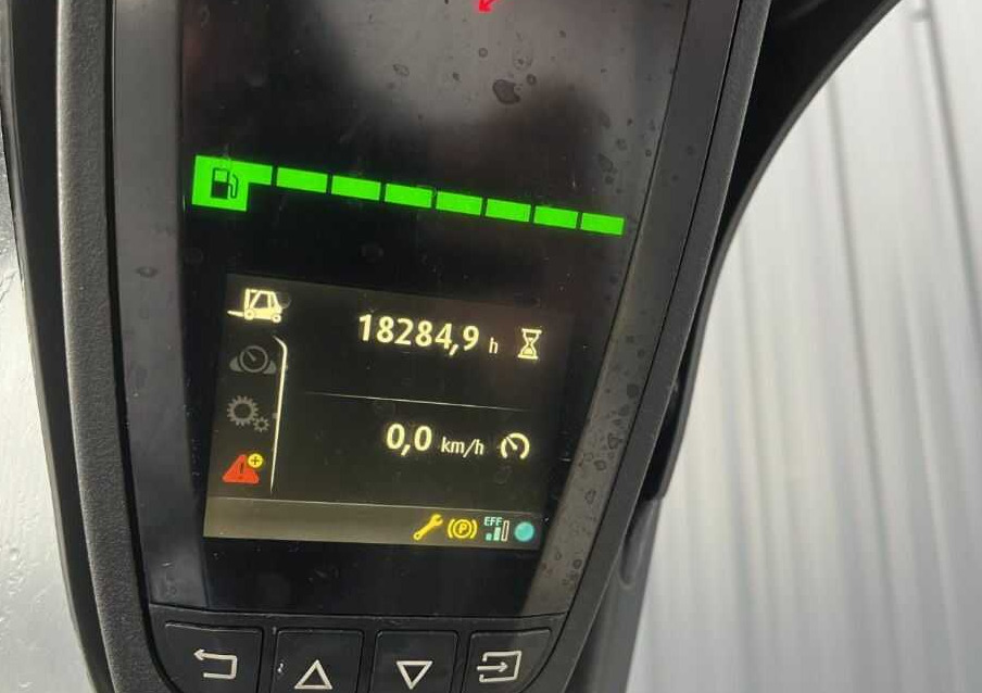 LPG forklift Linde H18T-01: picture 7