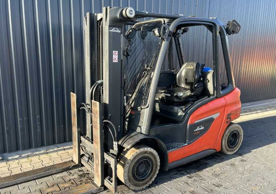 Linde H20T-01/600 - LPG forklift: picture 1 Linde H20T-01/600 - LPG forklift: picture 1
