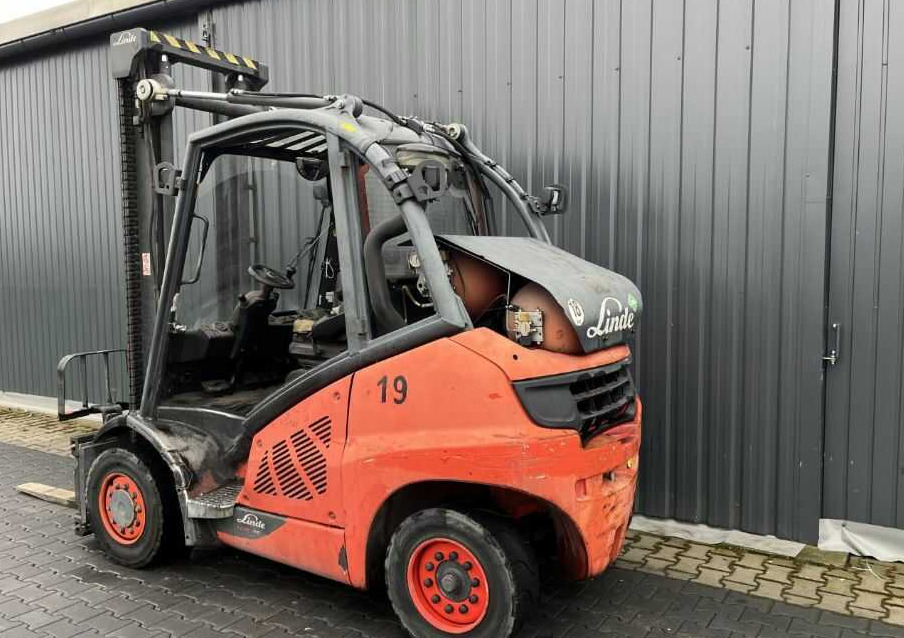Linde H40CNG-02 - LPG forklift: picture 1 Linde H40CNG-02 - LPG forklift: picture 1