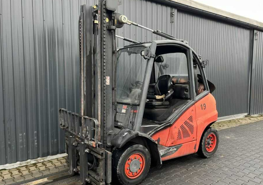 Linde H40CNG-02 - LPG forklift: picture 2 Linde H40CNG-02 - LPG forklift: picture 2