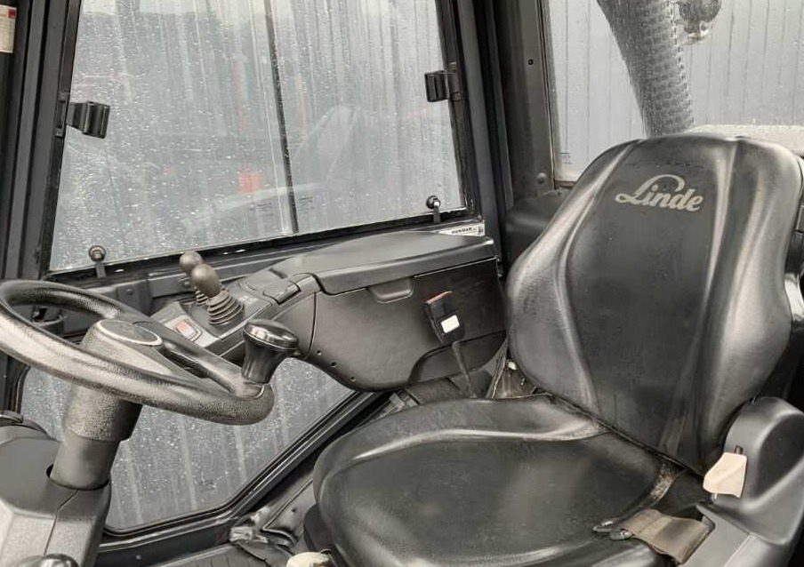 Linde H40T-02 - LPG forklift: picture 5 Linde H40T-02 - LPG forklift: picture 5