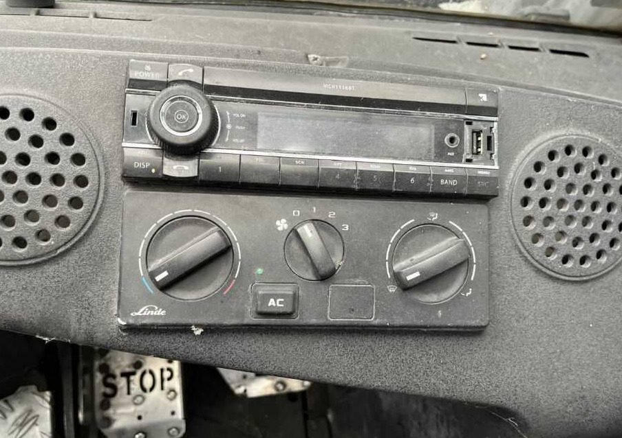 Linde H40T-02 - LPG forklift: picture 5 Linde H40T-02 - LPG forklift: picture 5