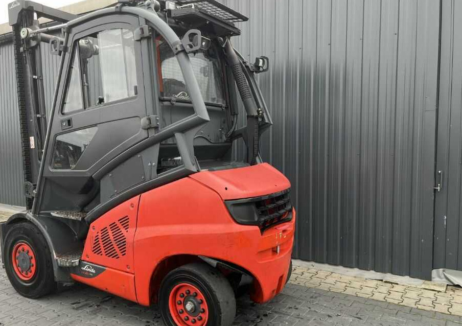 Linde H45D-02 - Diesel forklift: picture 3 Linde H45D-02 - Diesel forklift: picture 3