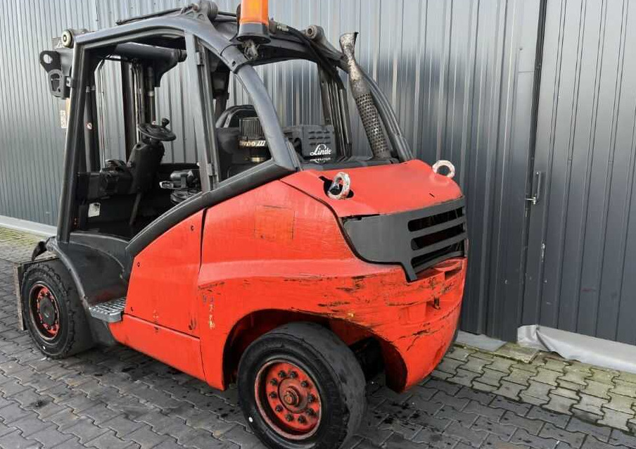 Linde H45D - Diesel forklift: picture 3 Linde H45D - Diesel forklift: picture 3