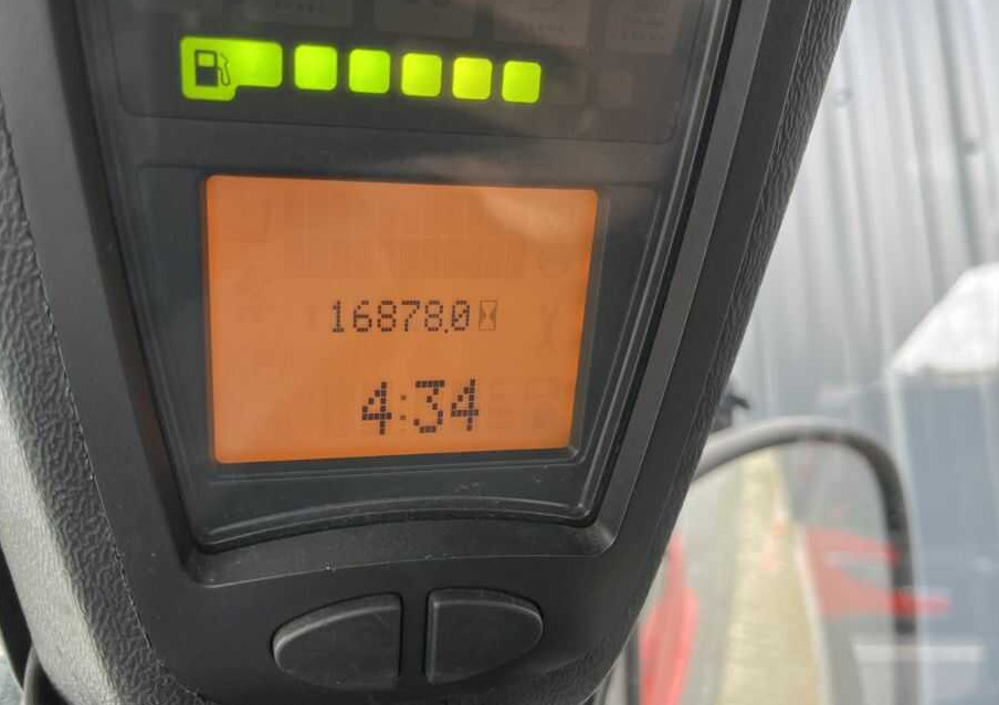 LPG forklift Linde H80T-03/900: picture 9