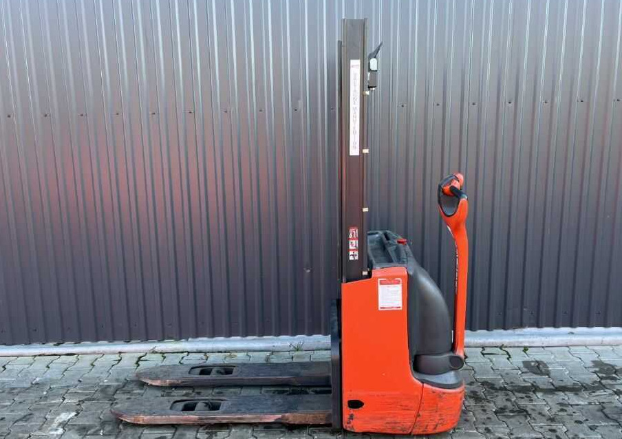 Linde L10 - Stacker: picture 2 Linde L10 - Stacker: picture 2