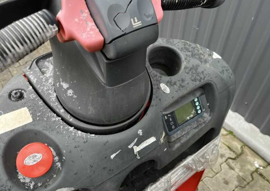 Linde N20 - Order picker: picture 5 Linde N20 - Order picker: picture 5