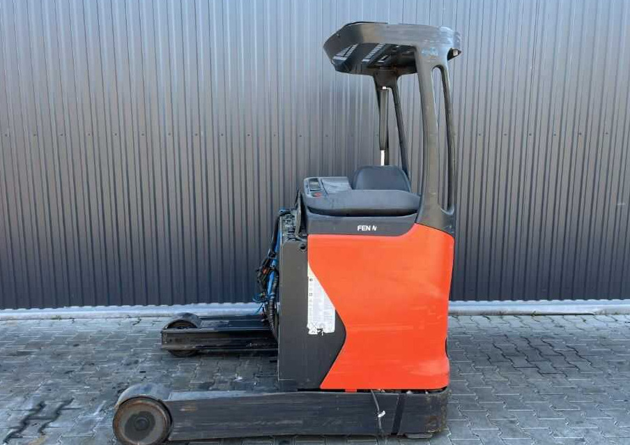 Linde R16 - Reach truck: picture 2 Linde R16 - Reach truck: picture 2