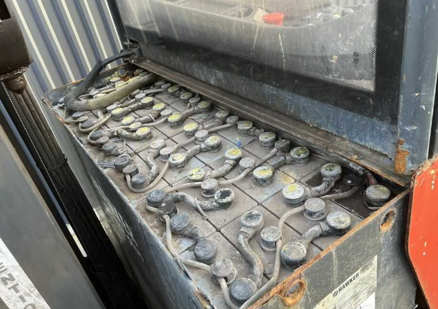 Linde R16HD-01 - Reach truck: picture 5 Linde R16HD-01 - Reach truck: picture 5