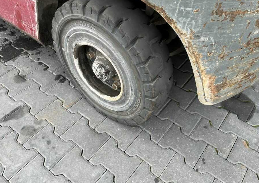 Nissan W1F4A45Y - Diesel forklift: picture 4 Nissan W1F4A45Y - Diesel forklift: picture 4