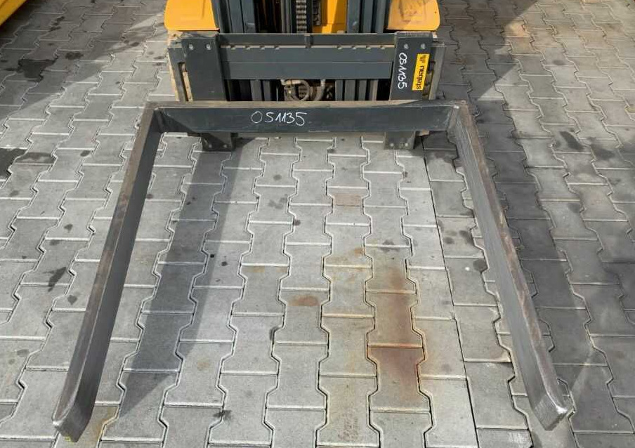 Stabau Traverse Stabau S26 - Forks for Material handling equipment: picture 2 Stabau Traverse Stabau S26 - Forks for Material handling equipment: picture 2