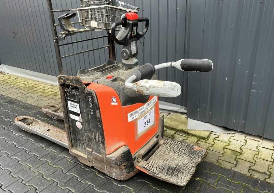 Toyota LPE200 - Pallet truck: picture 3 Toyota LPE200 - Pallet truck: picture 3